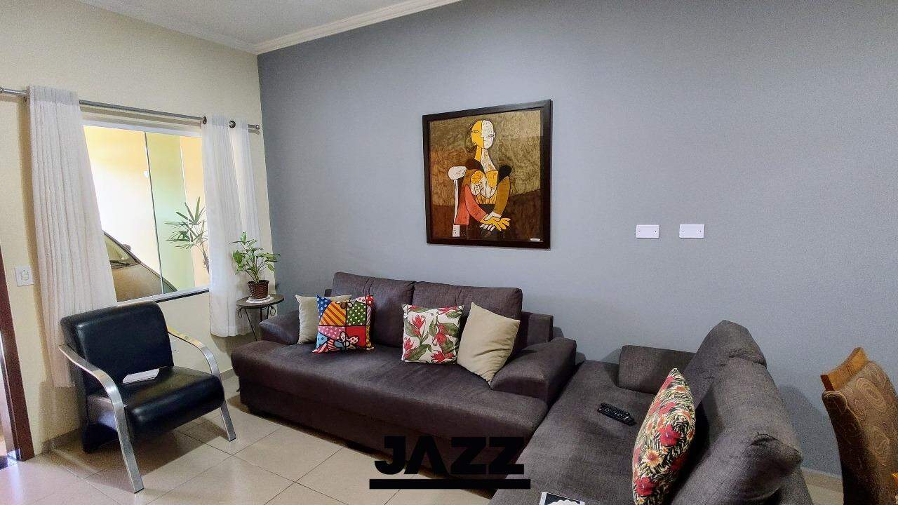 Casa à venda com 2 quartos, 130m² - Foto 4