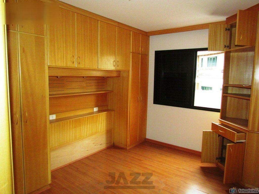 Apartamento à venda com 2 quartos, 95m² - Foto 19