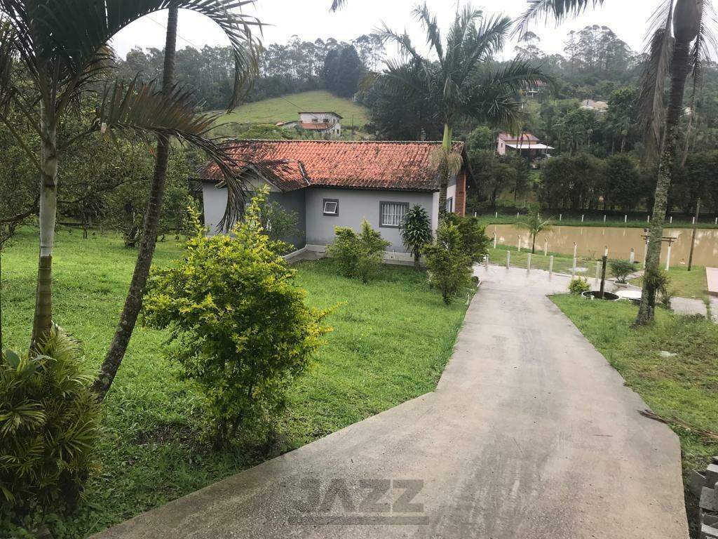 Fazenda à venda com 3 quartos, 250m² - Foto 23