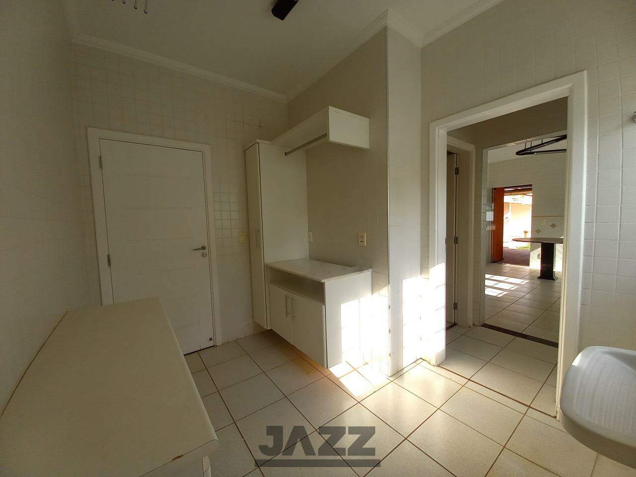 Casa de Condomínio à venda com 3 quartos, 236m² - Foto 39