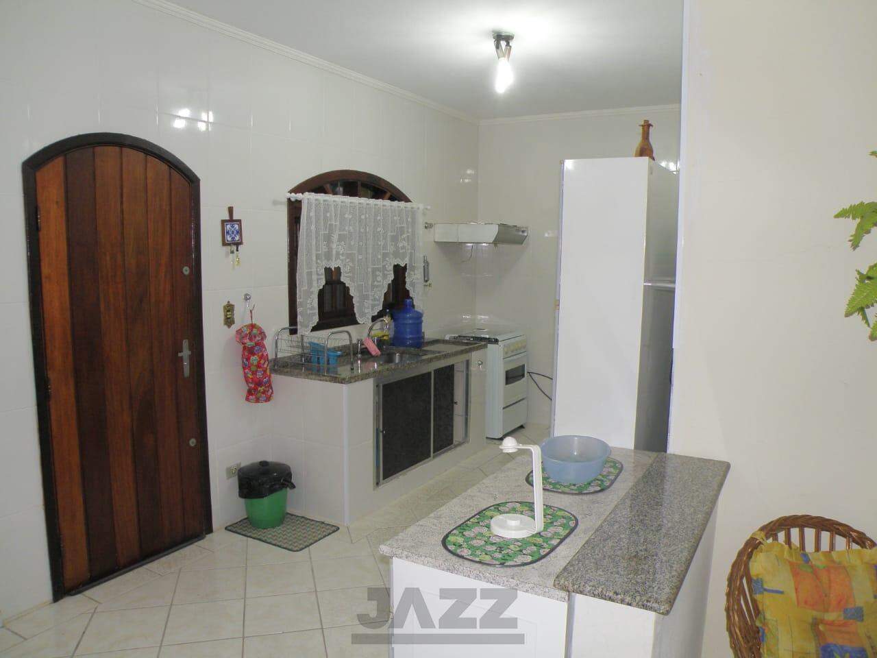 Casa à venda com 3 quartos, 169m² - Foto 7