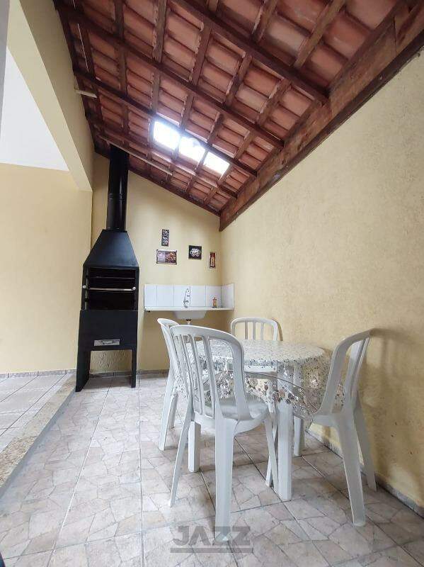 Casa à venda com 3 quartos, 169m² - Foto 27