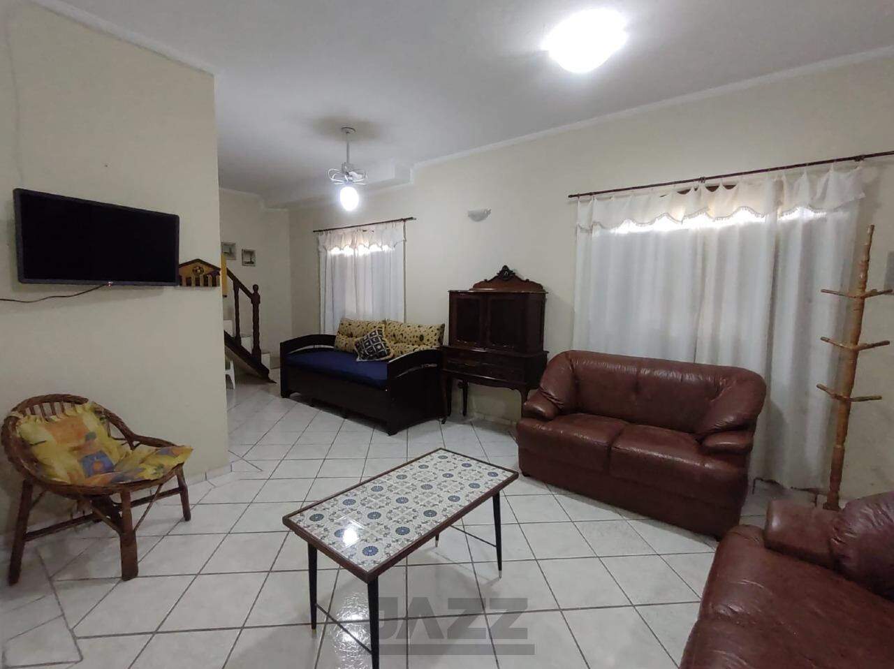 Casa à venda com 3 quartos, 169m² - Foto 3