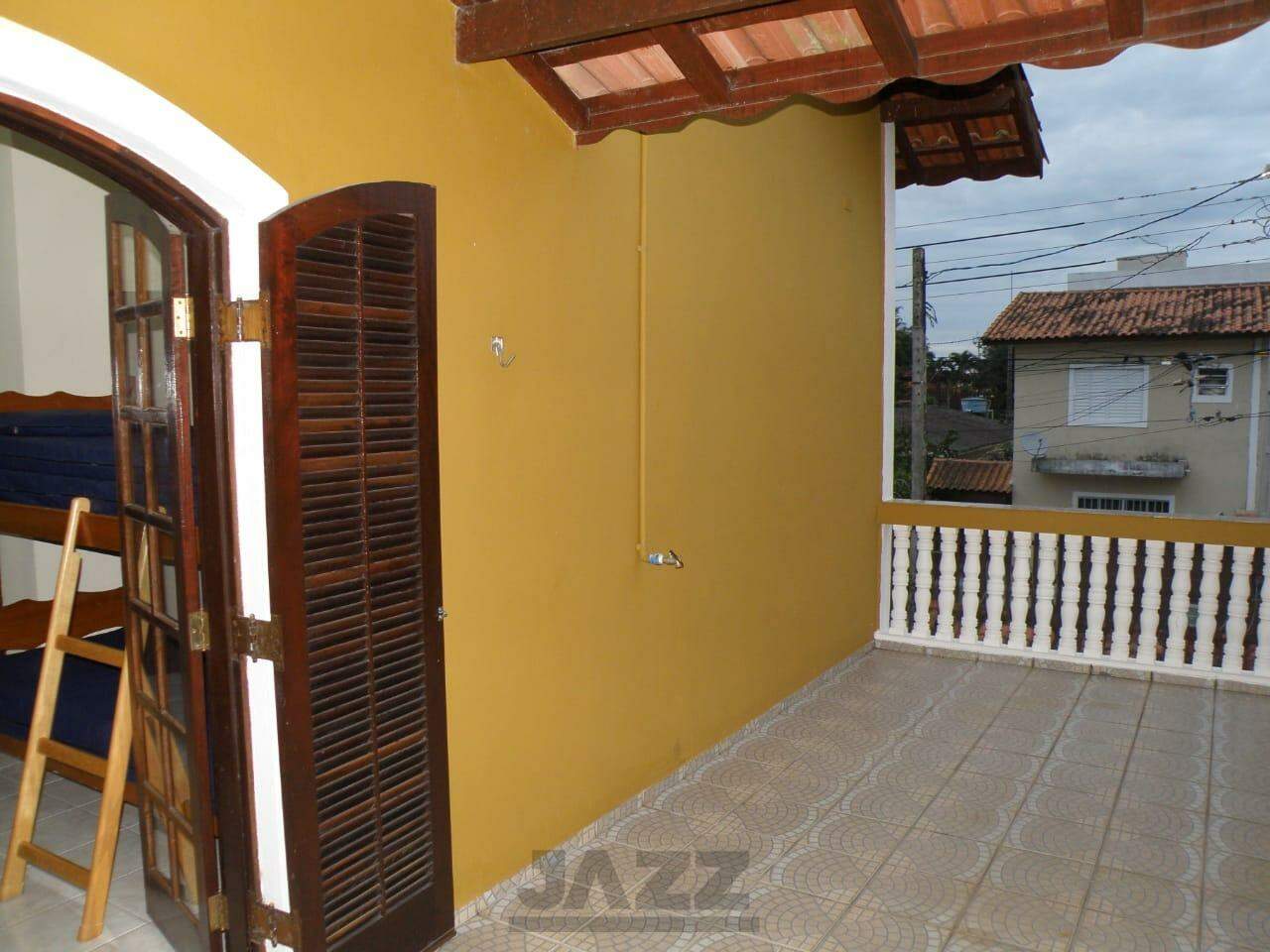 Casa à venda com 3 quartos, 169m² - Foto 15