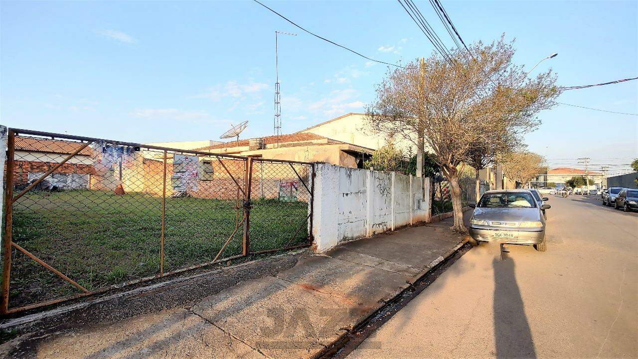 Terreno à venda, 420m² - Foto 8