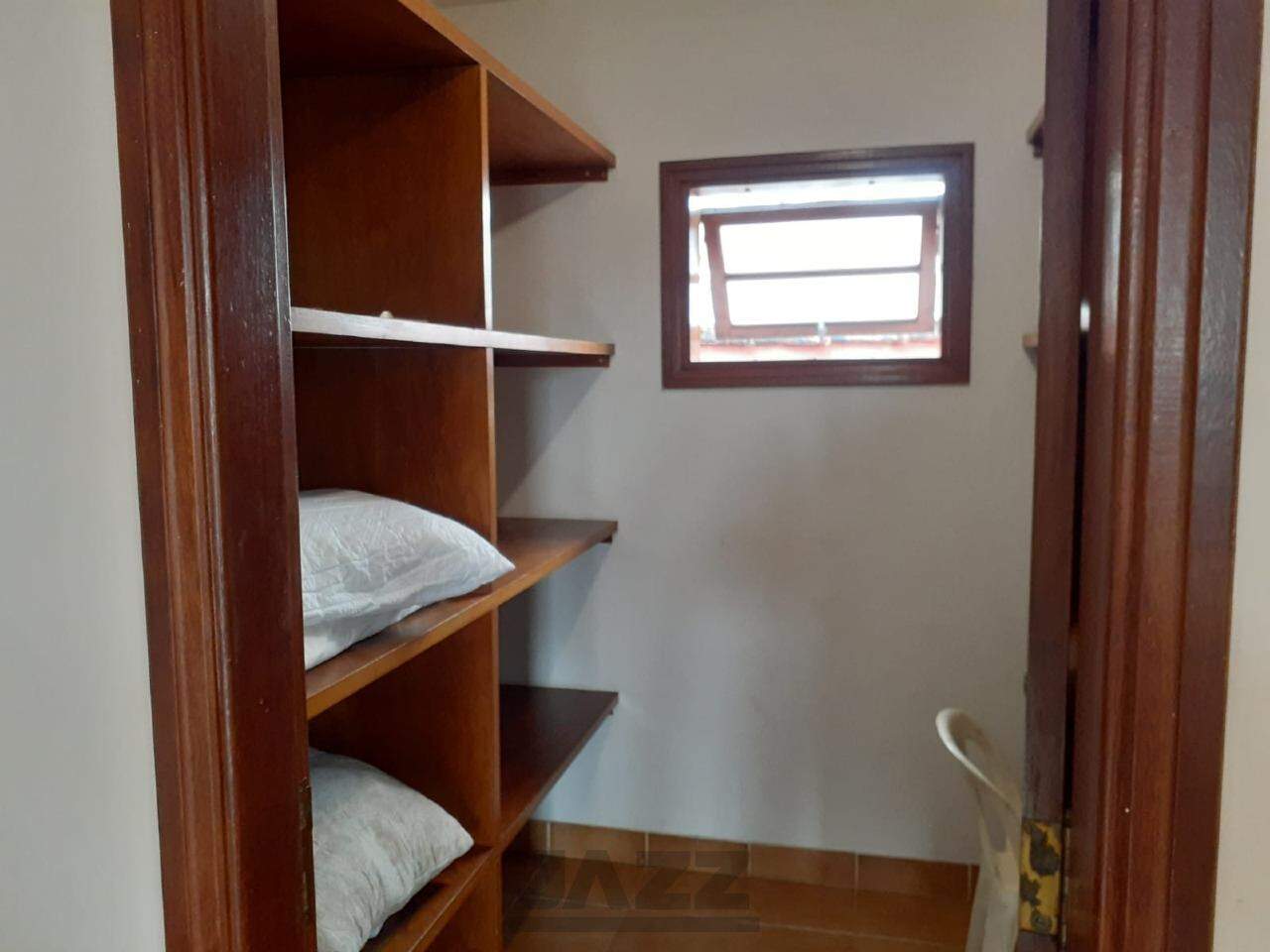 Casa à venda com 7 quartos, 328m² - Foto 39