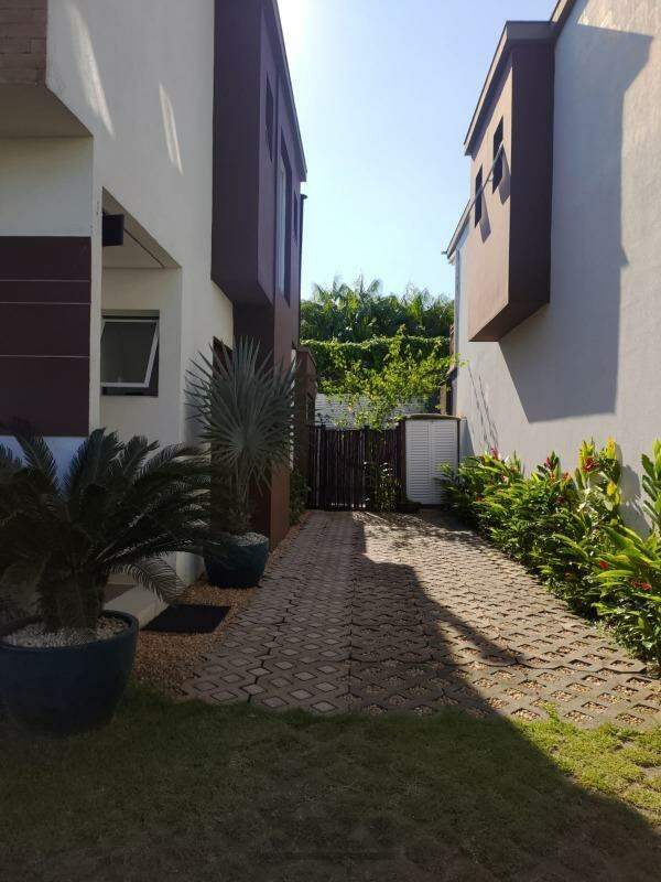 Casa de Condomínio à venda com 4 quartos, 192m² - Foto 29