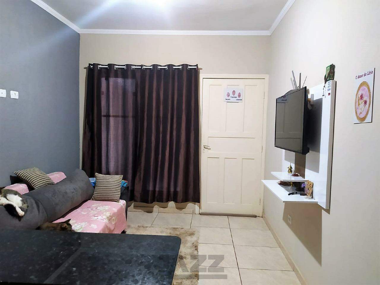 Casa à venda com 2 quartos, 65m² - Foto 4