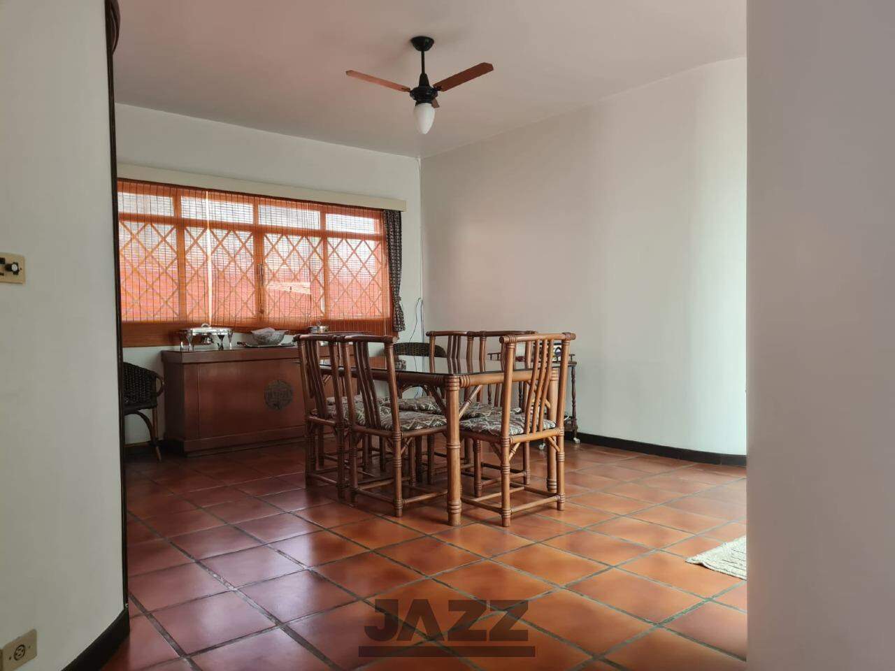 Casa à venda com 3 quartos, 171m² - Foto 8