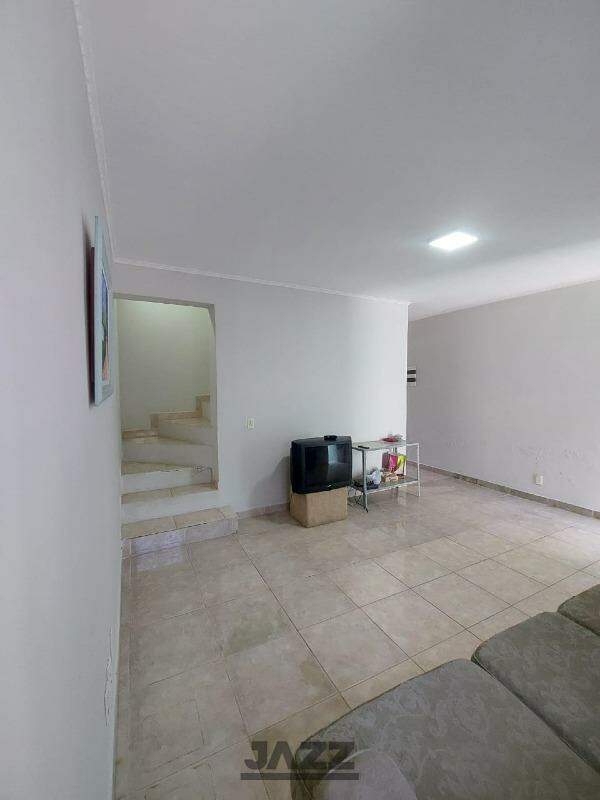 Casa à venda com 2 quartos, 119m² - Foto 4