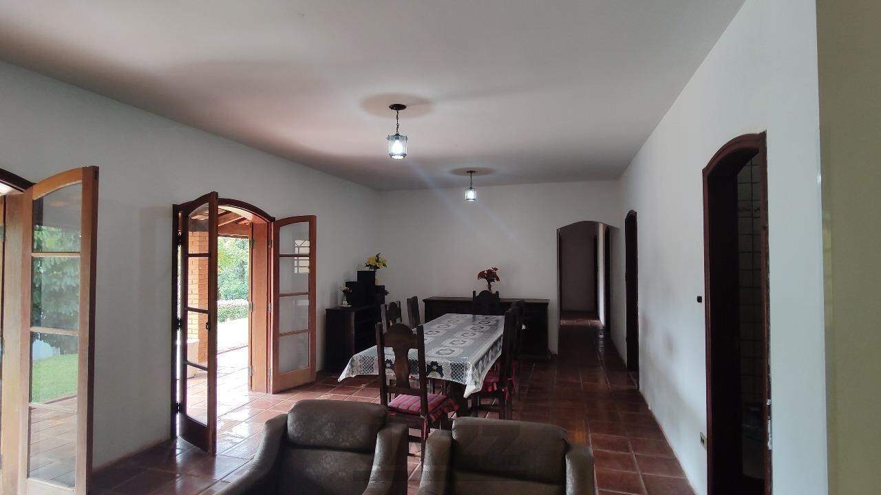 Fazenda à venda com 3 quartos, 303m² - Foto 15