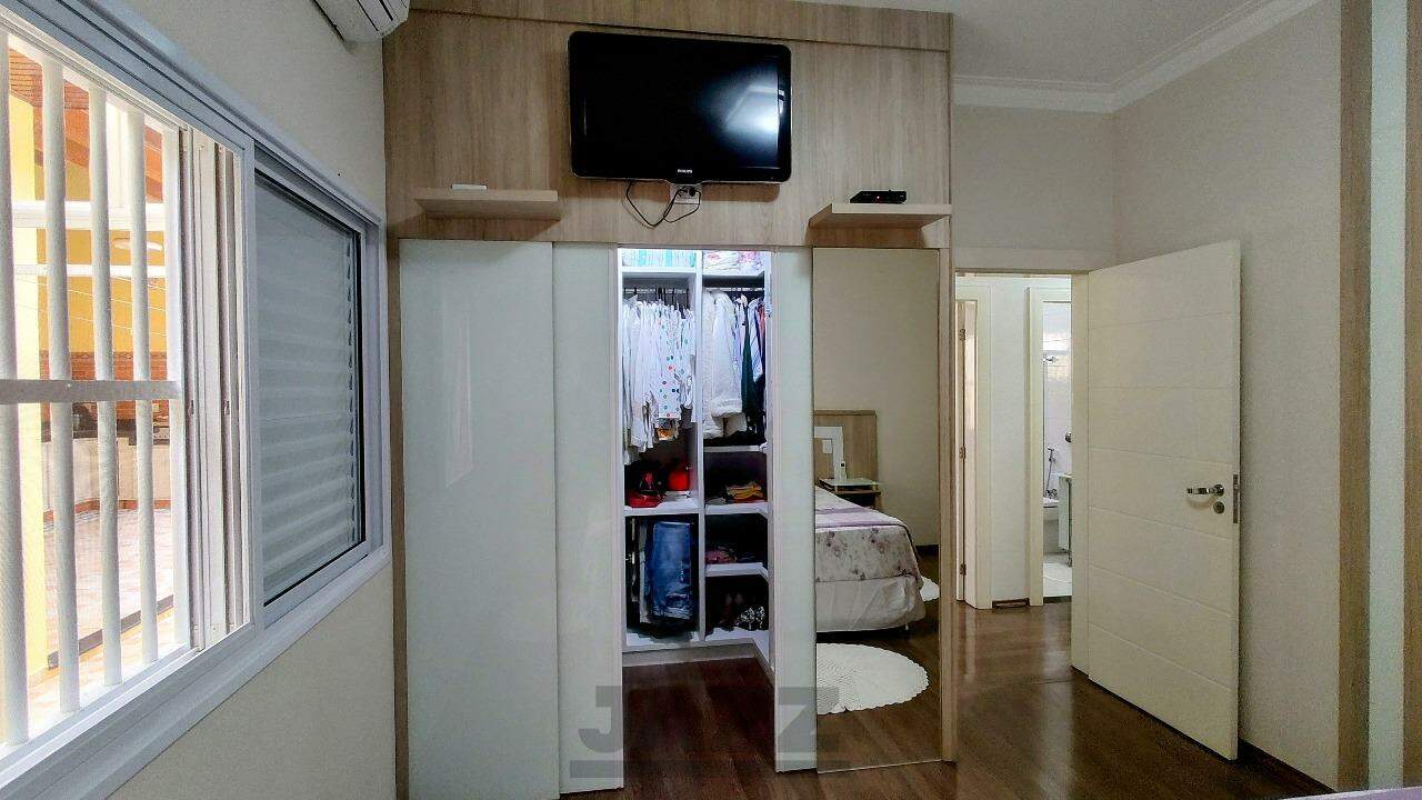 Casa à venda com 3 quartos, 220m² - Foto 20