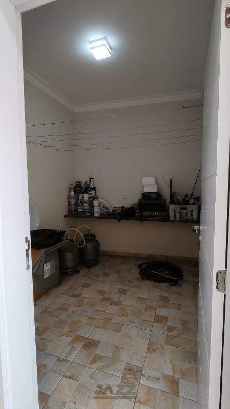 Casa à venda com 3 quartos, 220m² - Foto 26