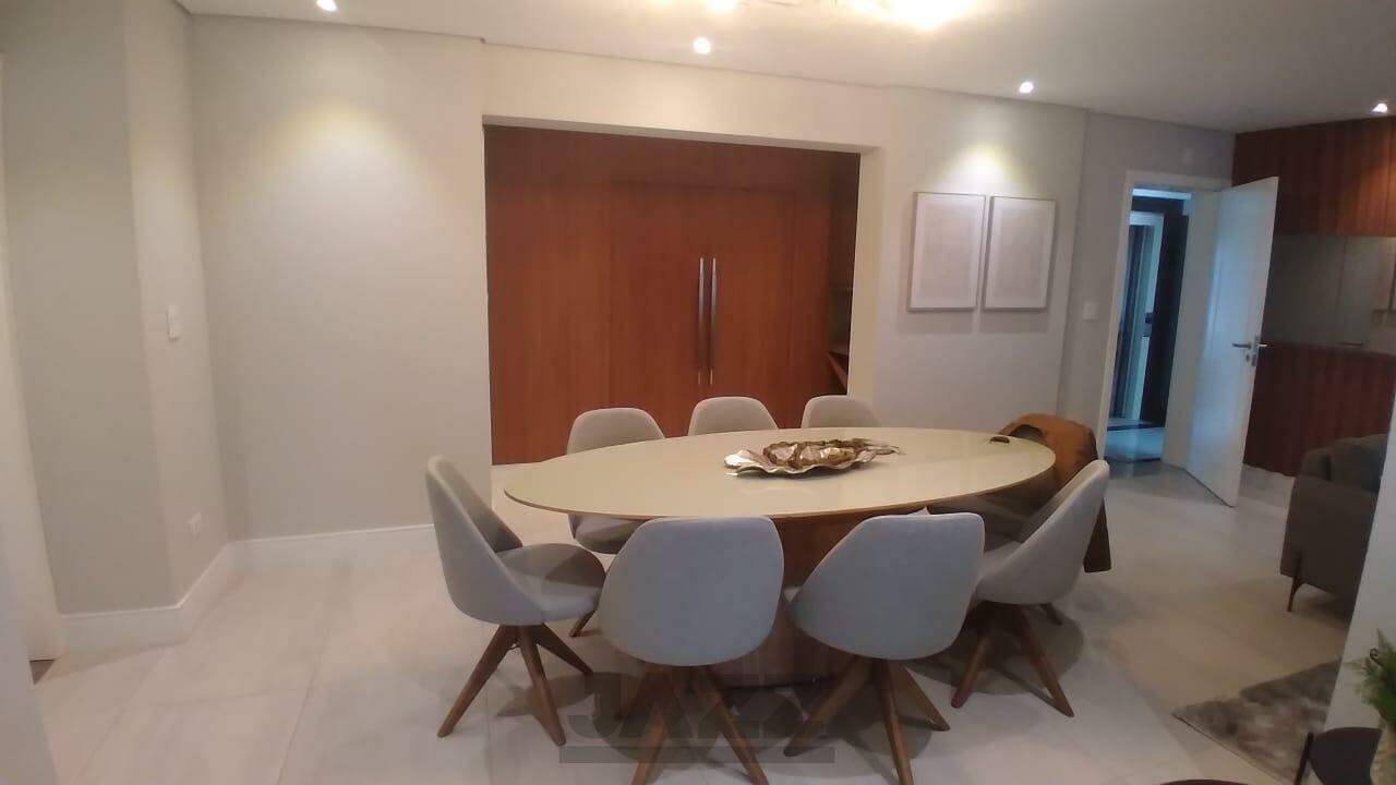 Apartamento à venda com 3 quartos, 156m² - Foto 10