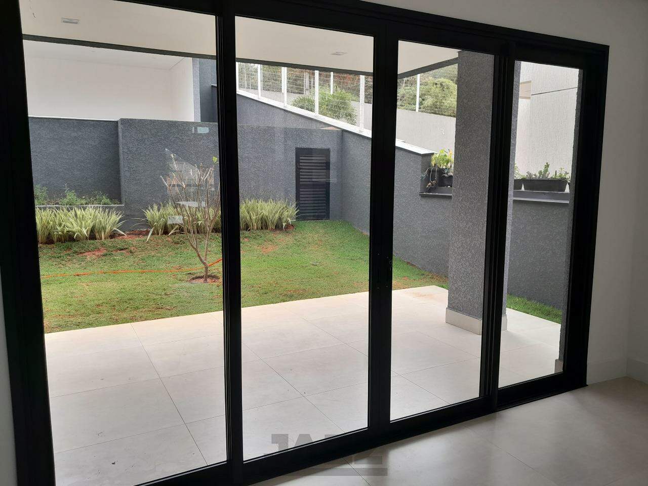 Casa de Condomínio à venda com 4 quartos, 335m² - Foto 39