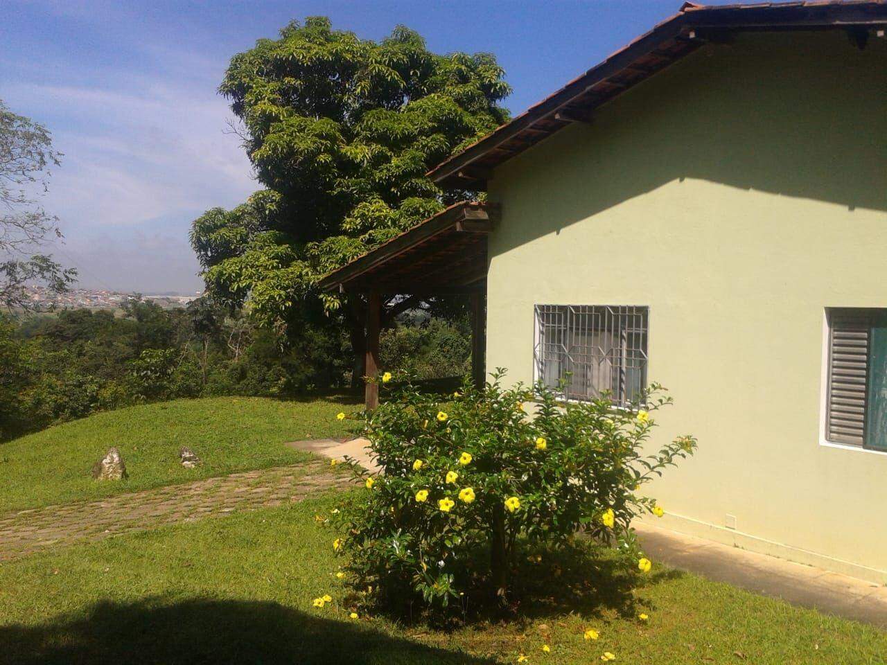 Fazenda à venda com 3 quartos, 207m² - Foto 1