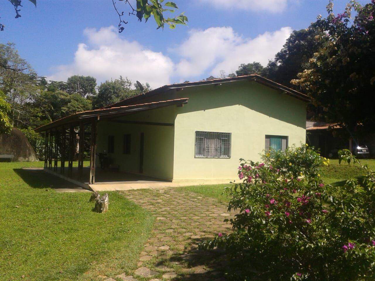 Fazenda à venda com 3 quartos, 207m² - Foto 2