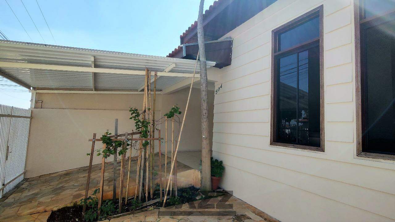 Casa à venda com 3 quartos, 100m² - Foto 3