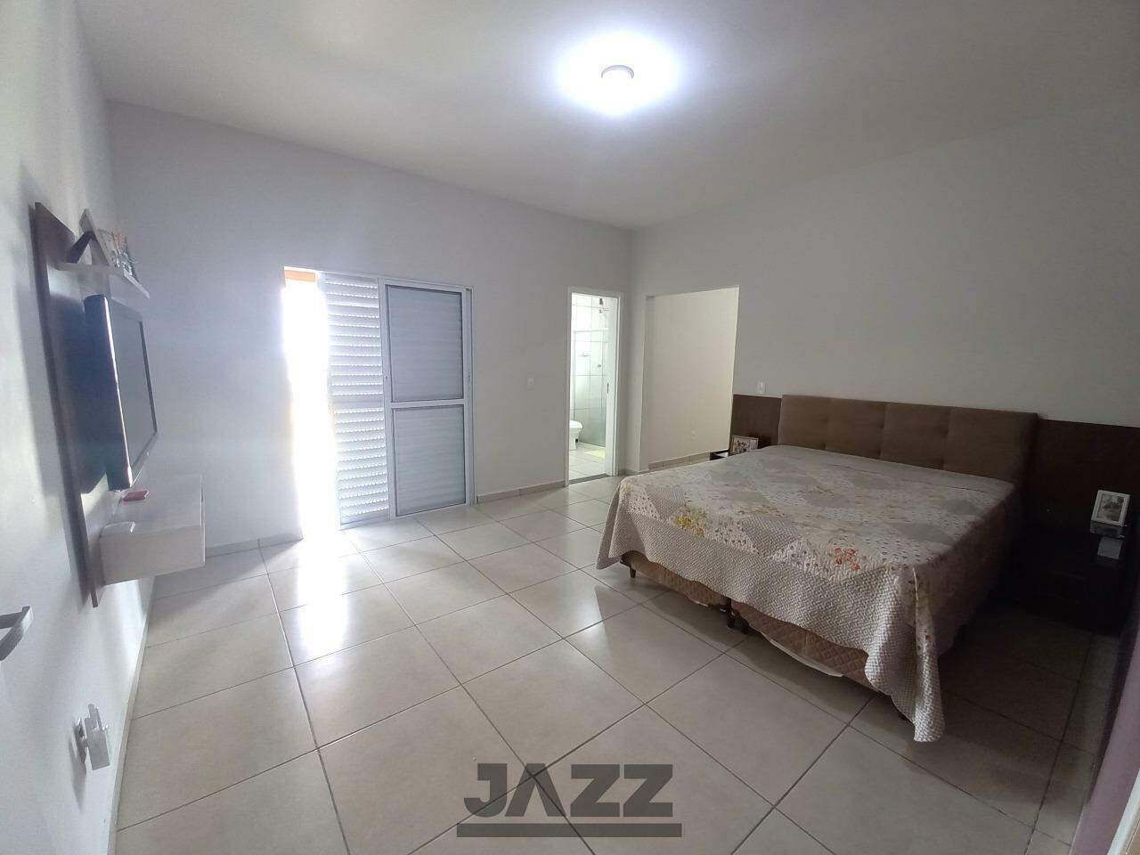 Casa à venda com 3 quartos, 200m² - Foto 15