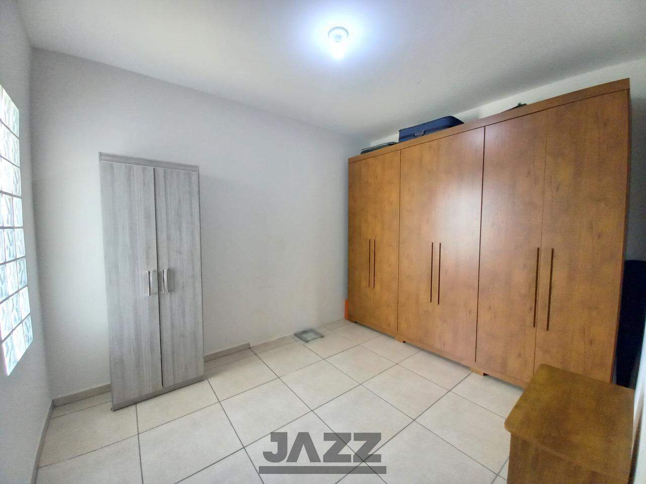 Casa à venda com 3 quartos, 200m² - Foto 17