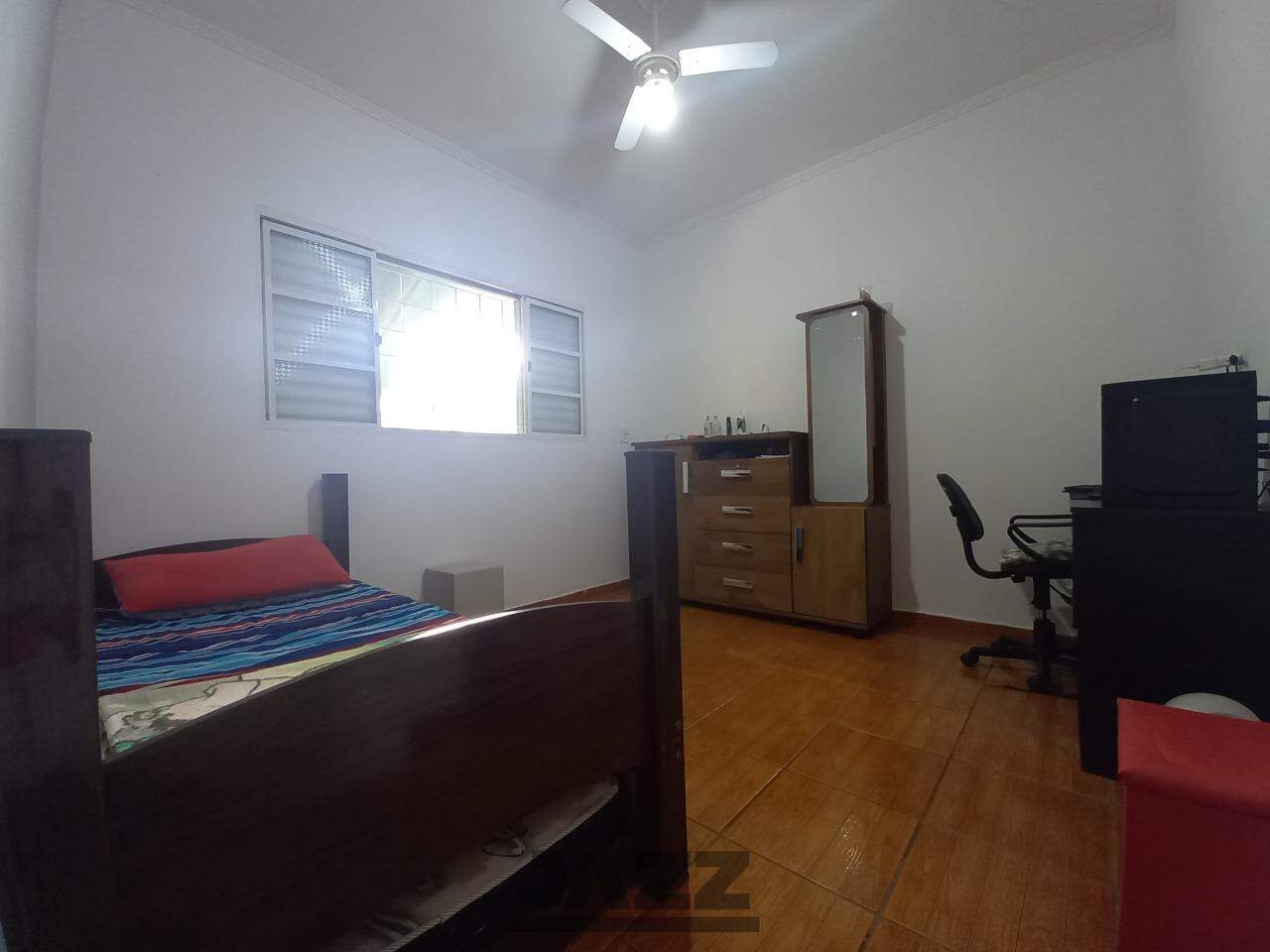 Casa à venda com 3 quartos, 200m² - Foto 25