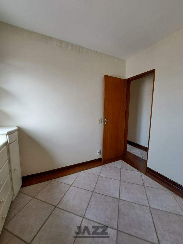 Apartamento à venda com 3 quartos, 76m² - Foto 16