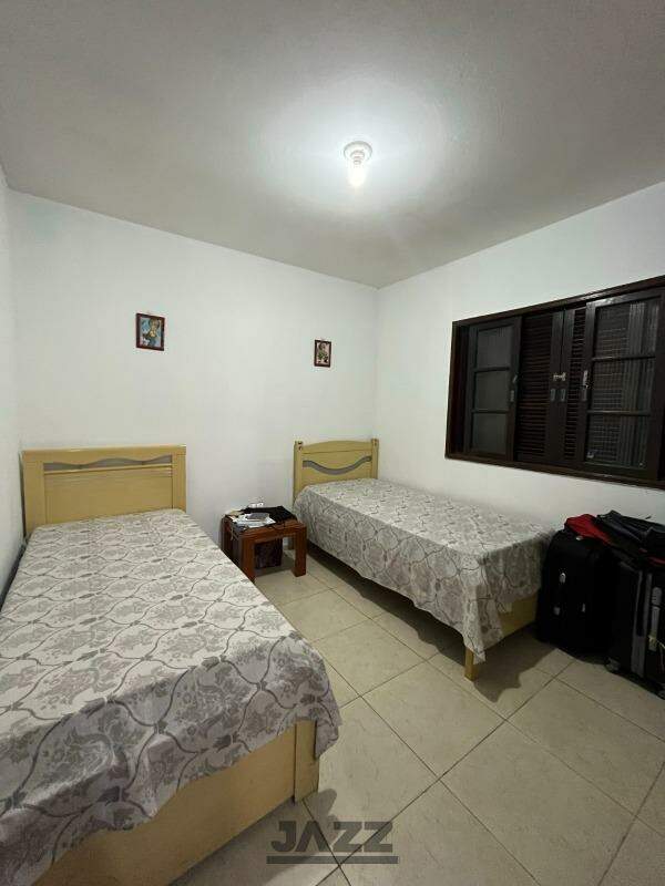 Casa à venda com 2 quartos, 140m² - Foto 21