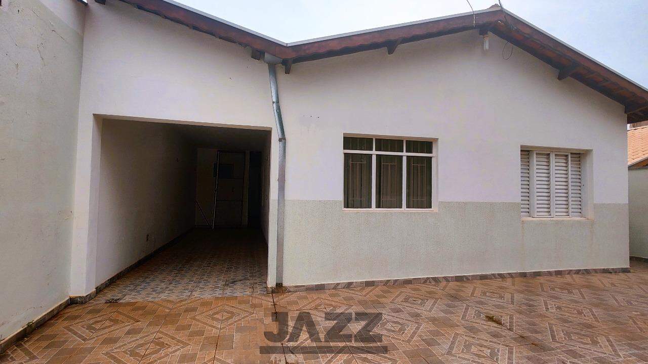 Casa à venda com 3 quartos, 133m² - Foto 2