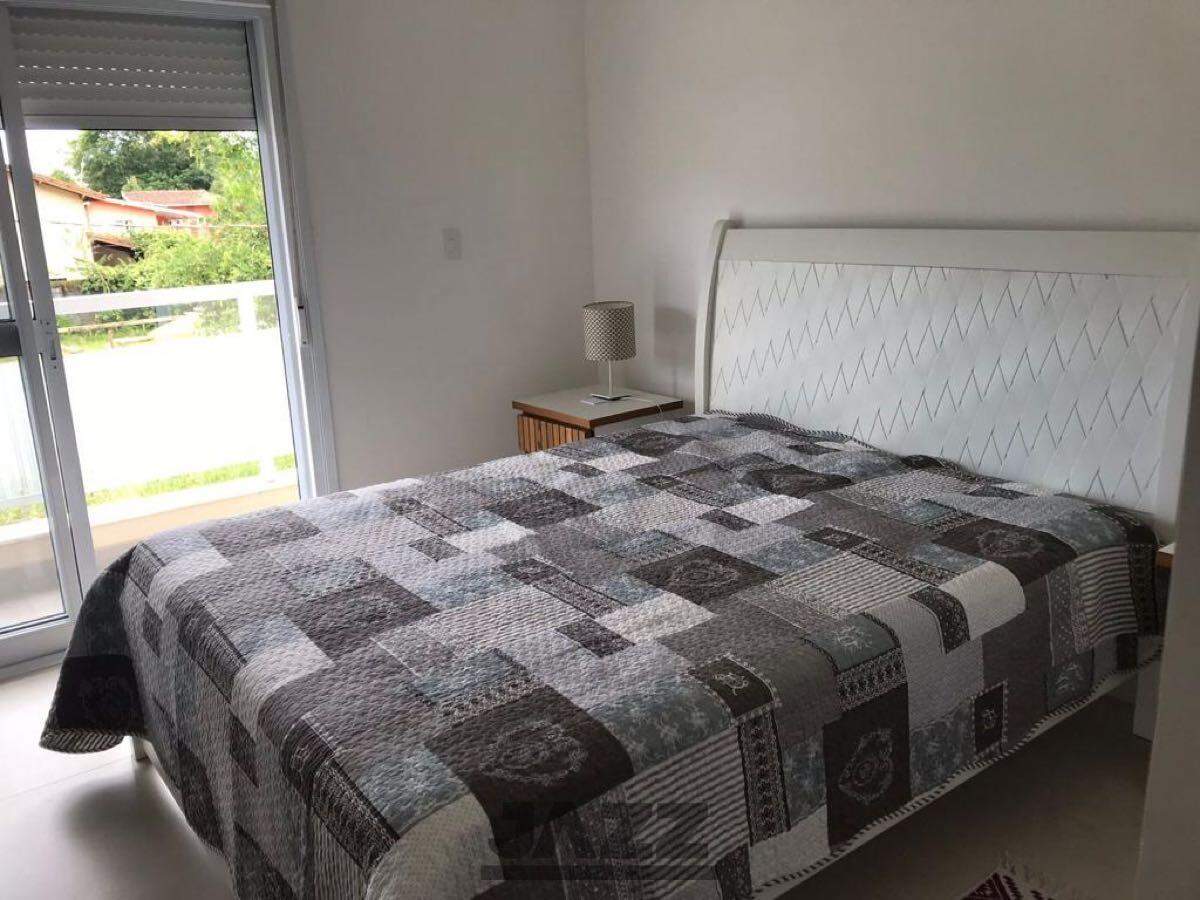 Casa de Condomínio à venda com 5 quartos, 180m² - Foto 17