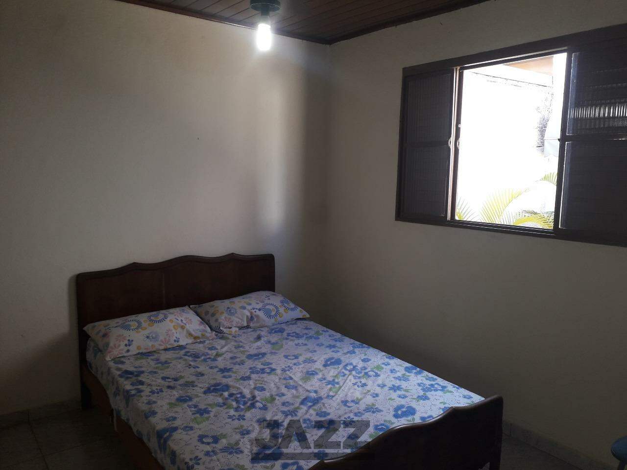 Casa à venda com 5 quartos, 230m² - Foto 9