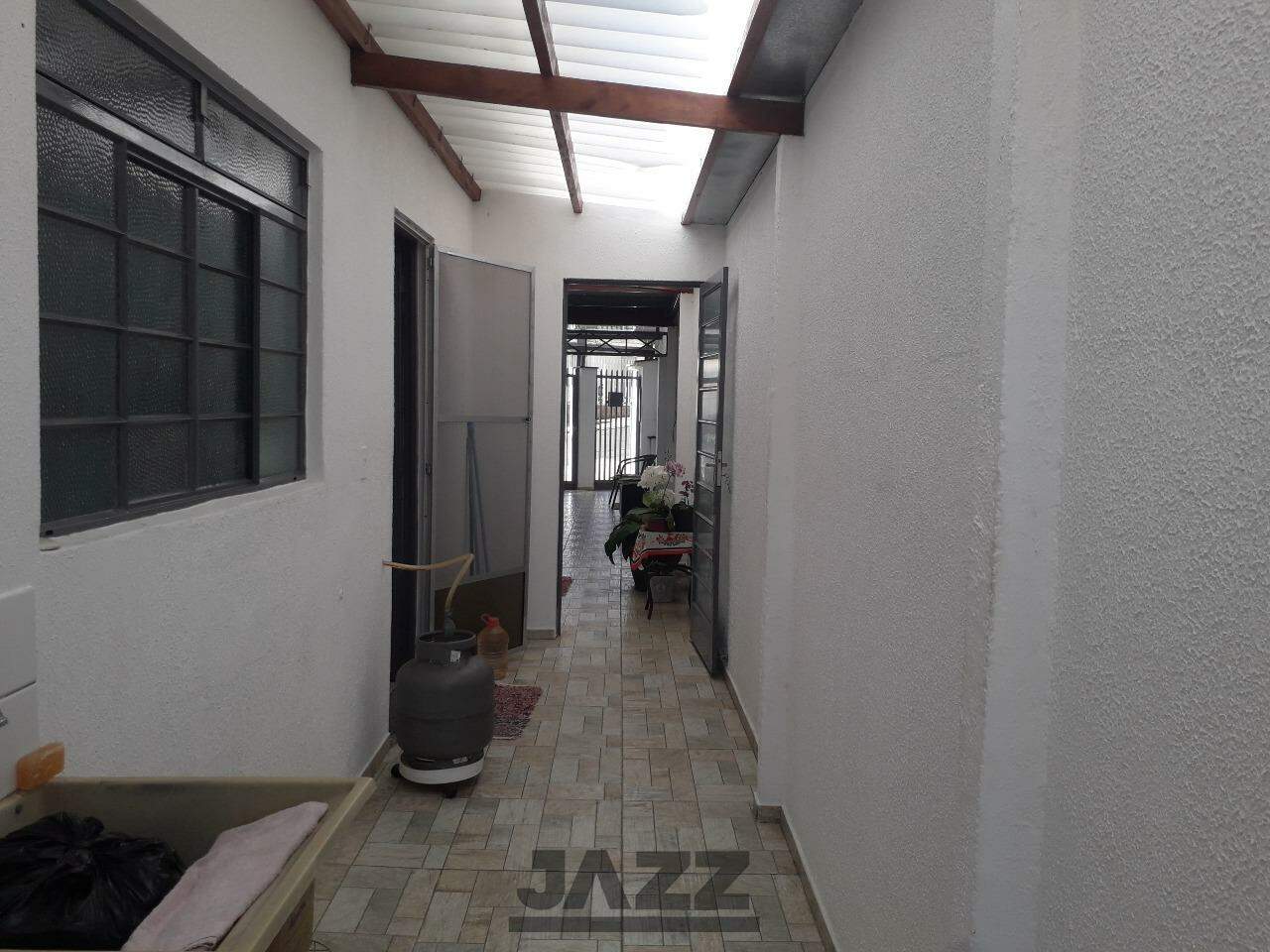 Casa à venda com 5 quartos, 230m² - Foto 18