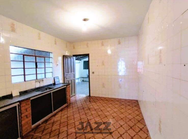 Casa à venda com 3 quartos, 184m² - Foto 3