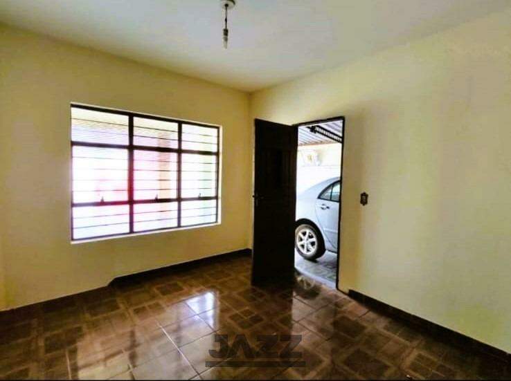 Casa à venda com 3 quartos, 184m² - Foto 2