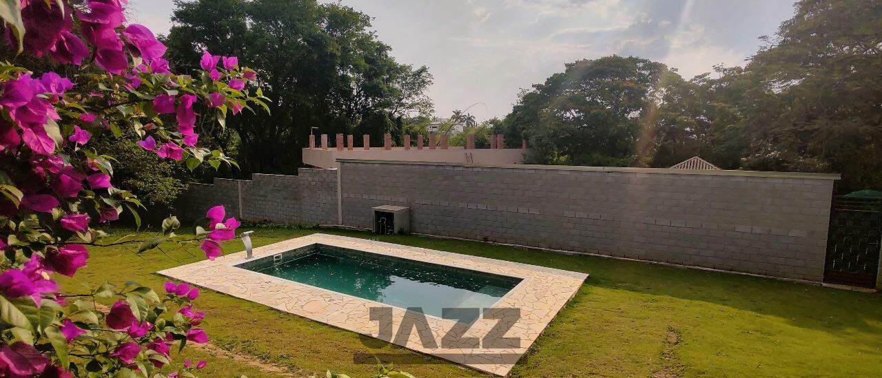 Fazenda à venda com 2 quartos, 140m² - Foto 1