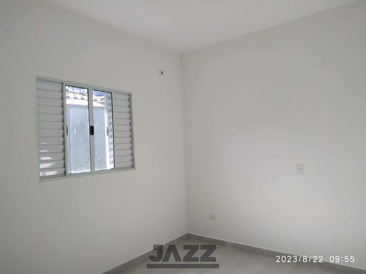 Casa à venda com 2 quartos, 100m² - Foto 2