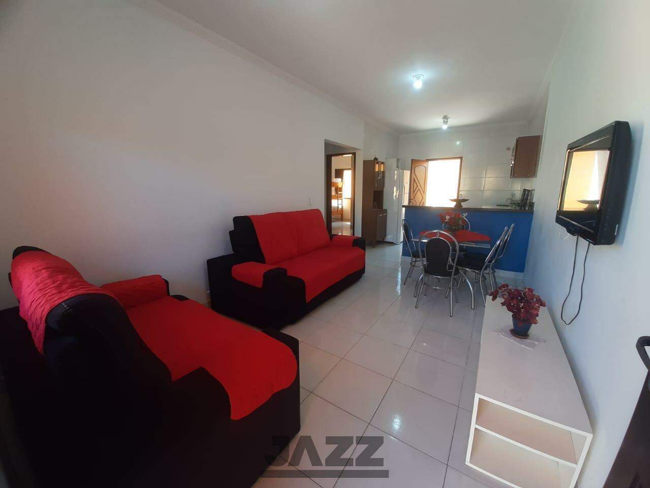 Casa à venda com 2 quartos, 70m² - Foto 1