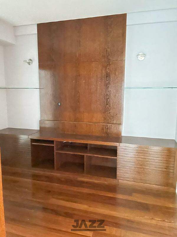 Apartamento à venda com 3 quartos, 174m² - Foto 8