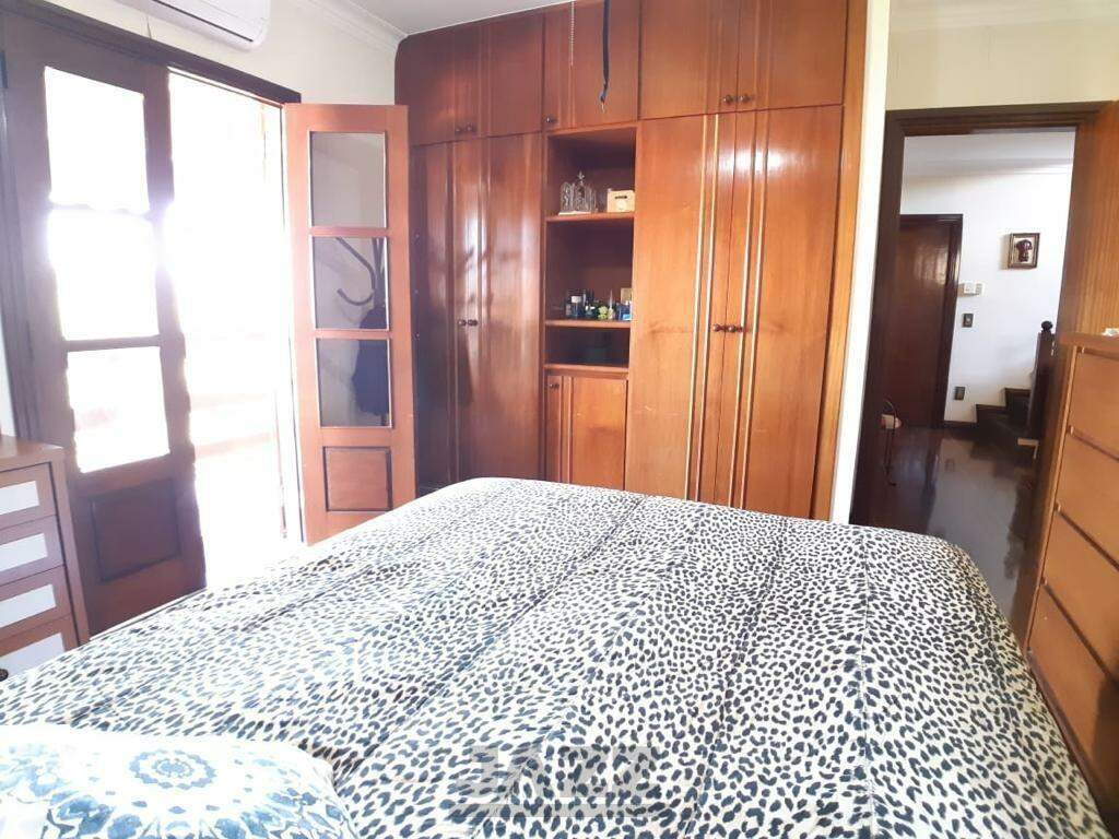 Casa à venda com 4 quartos, 500m² - Foto 15