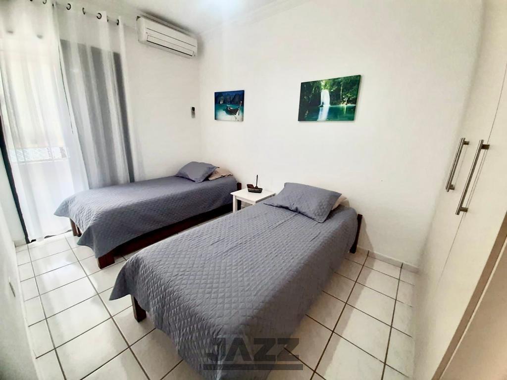 Apartamento à venda com 2 quartos, 80m² - Foto 11