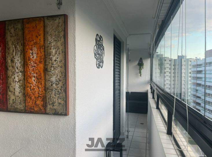 Apartamento à venda com 2 quartos, 80m² - Foto 3