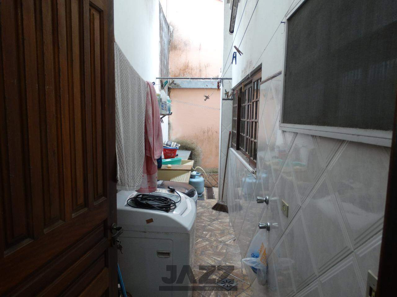 Casa à venda com 4 quartos, 220m² - Foto 23