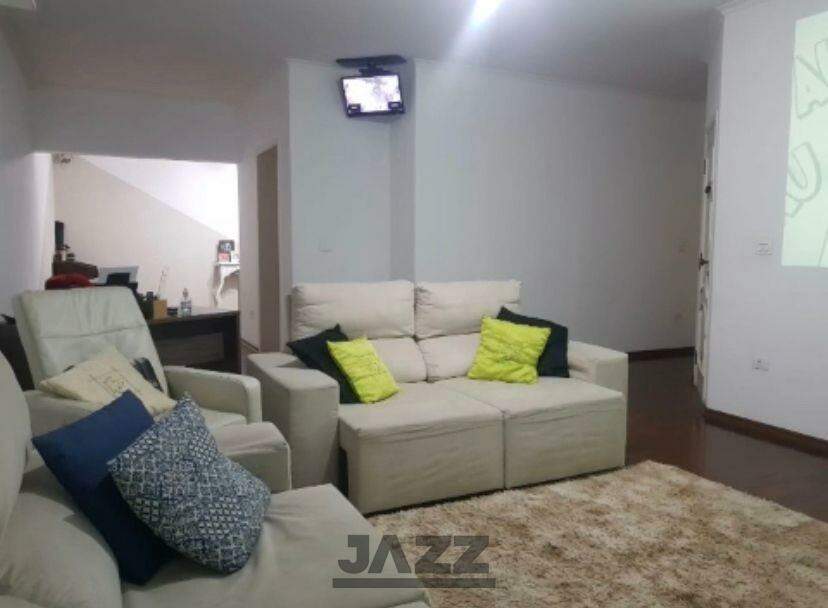 Casa à venda com 3 quartos, 176m² - Foto 3