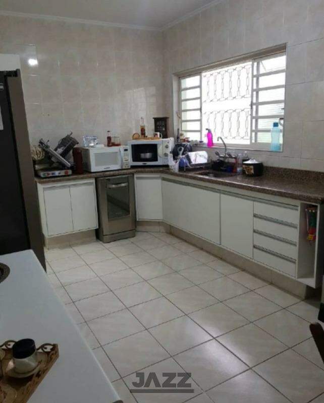 Casa à venda com 3 quartos, 176m² - Foto 6