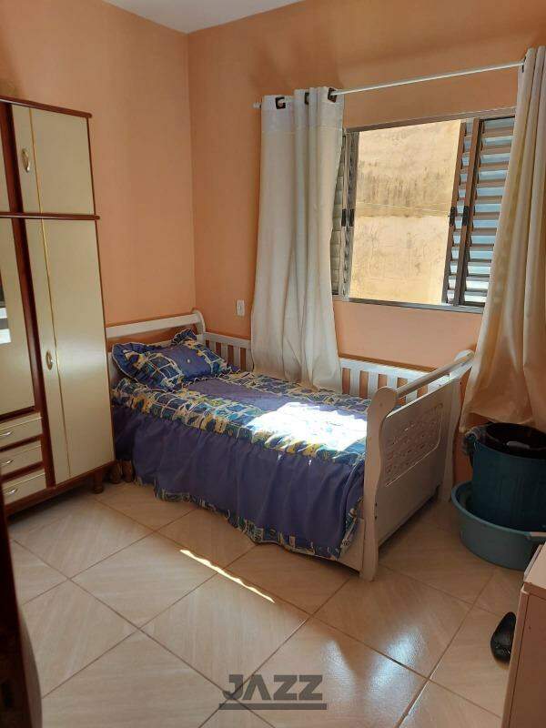 Casa à venda com 2 quartos, 70m² - Foto 17