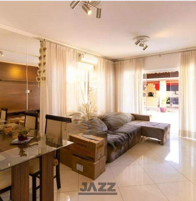 Casa à venda com 3 quartos, 140m² - Foto 2