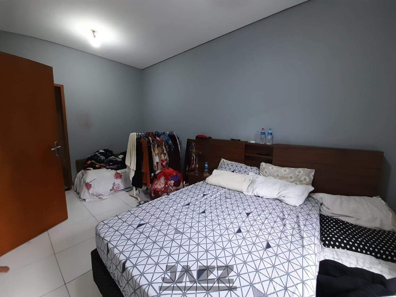 Casa à venda com 3 quartos, 300m² - Foto 12