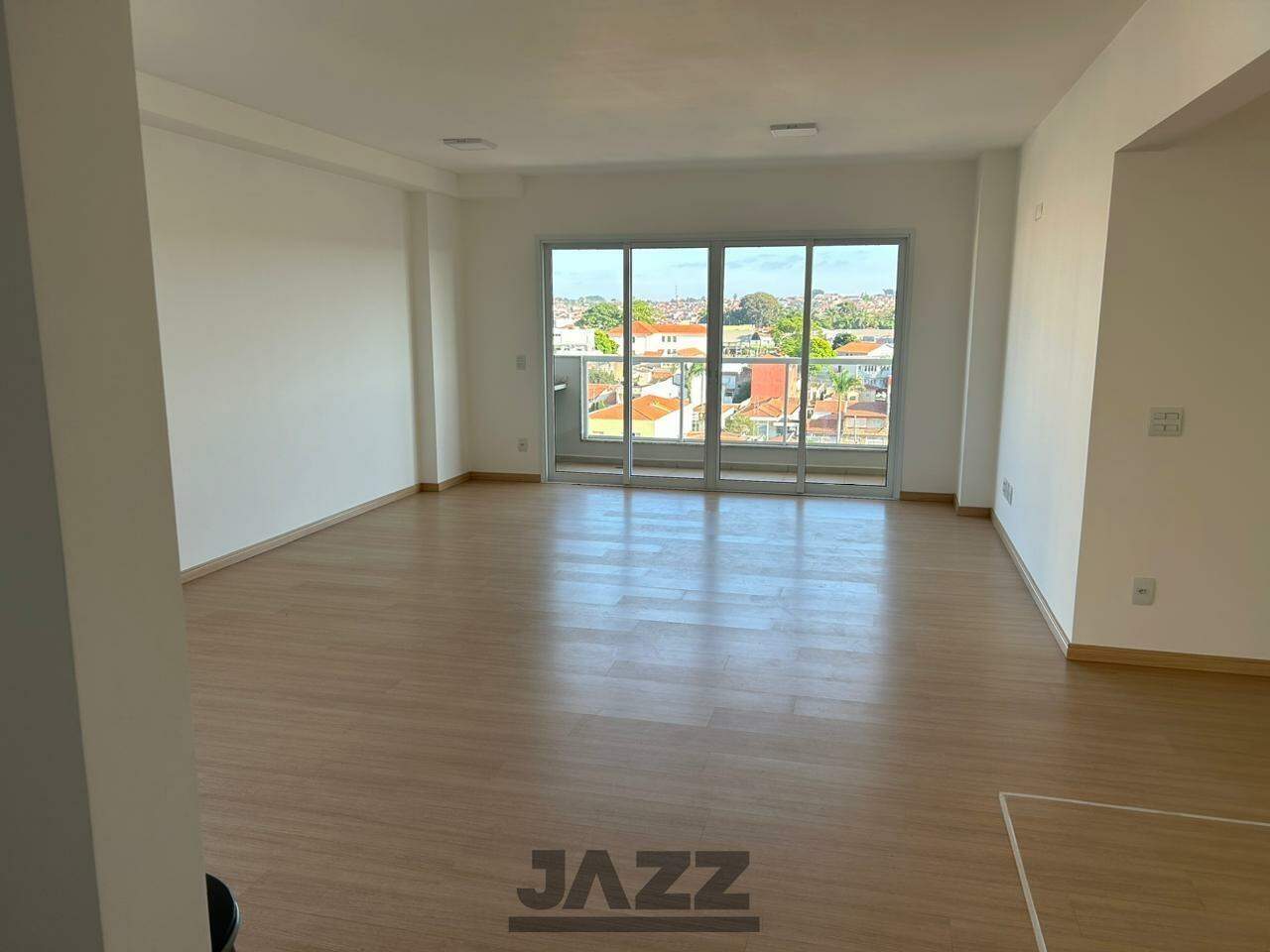 Apartamento à venda com 3 quartos, 162m² - Foto 1