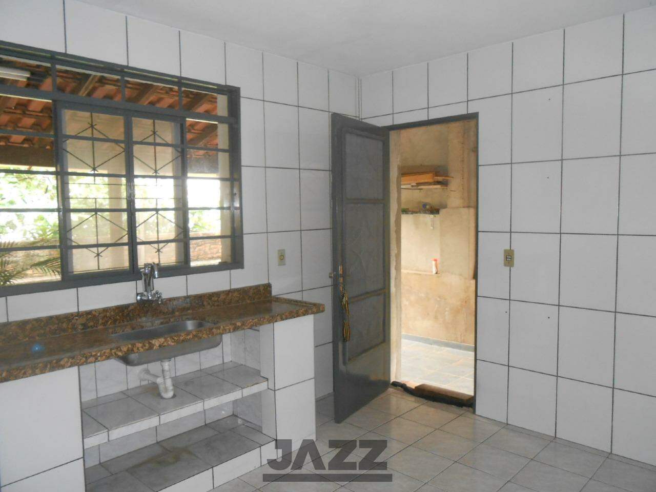 Casa à venda com 5 quartos, 220m² - Foto 14