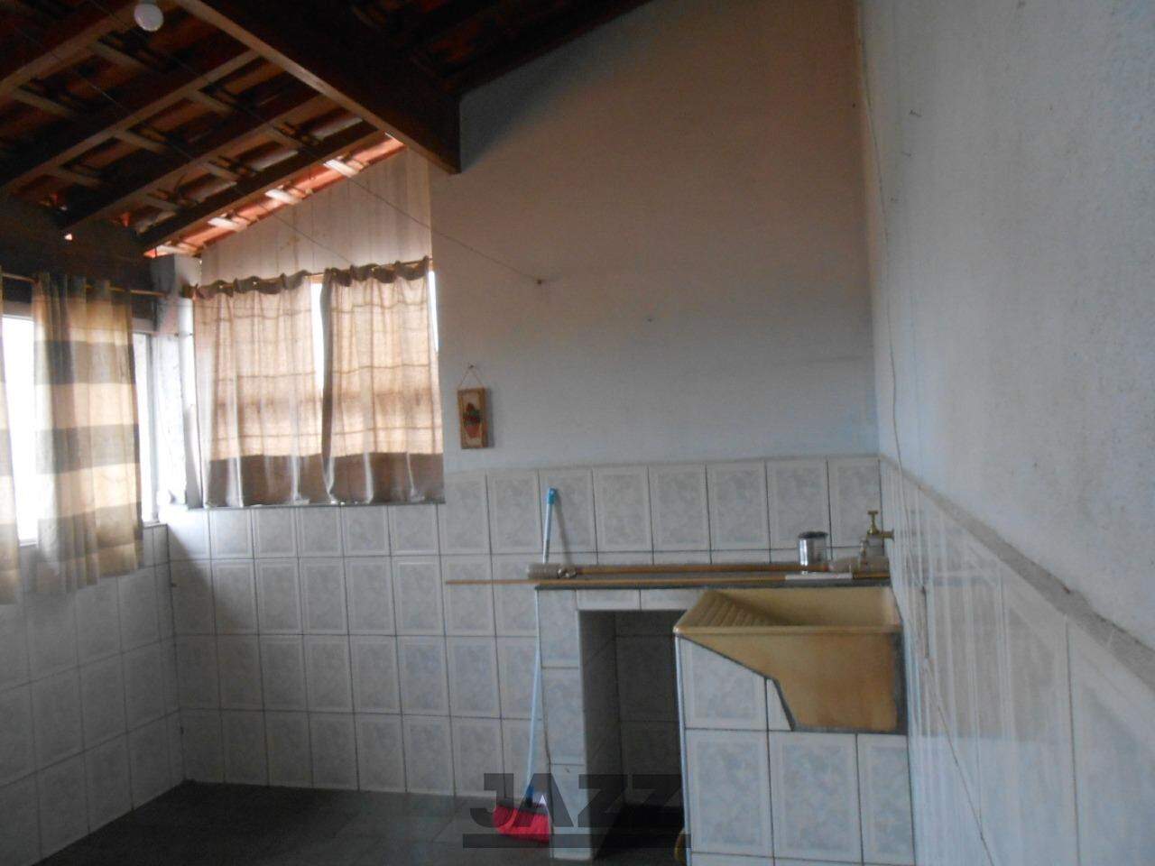 Casa à venda com 5 quartos, 220m² - Foto 25