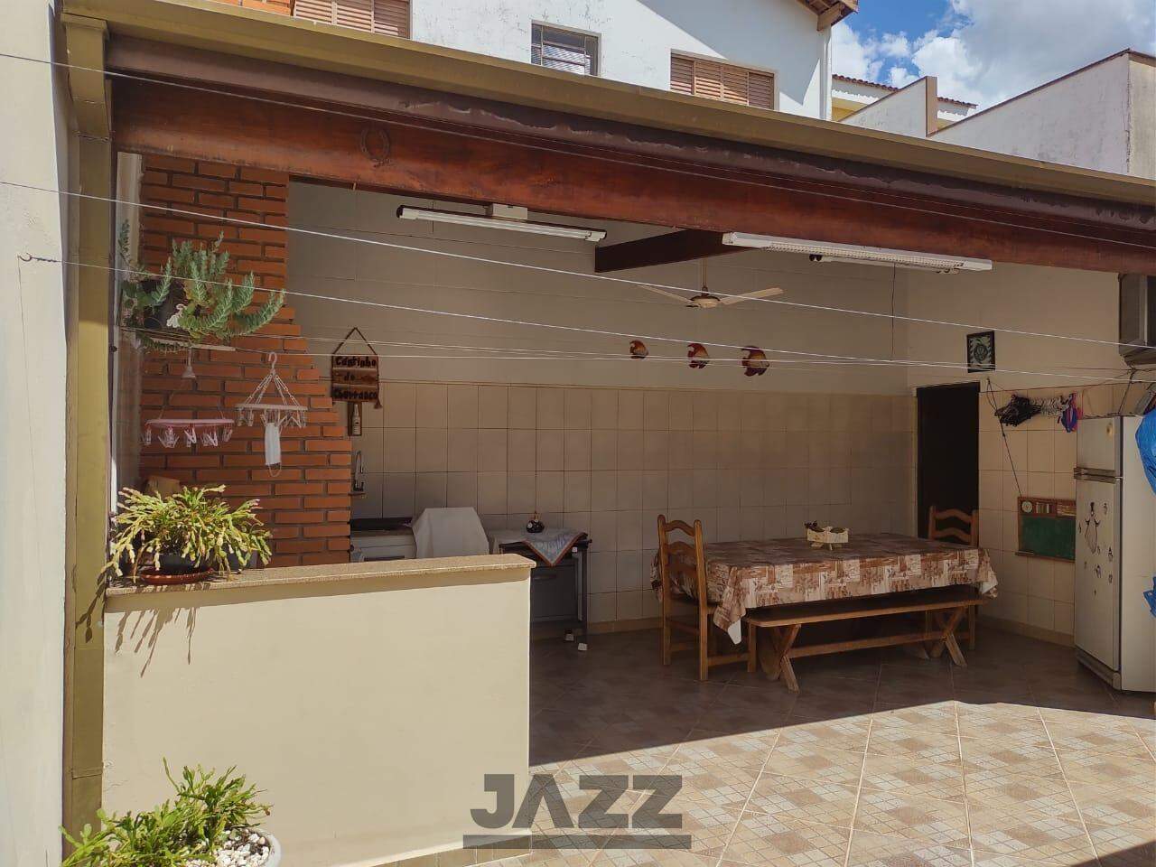 Casa à venda com 2 quartos, 240m² - Foto 9